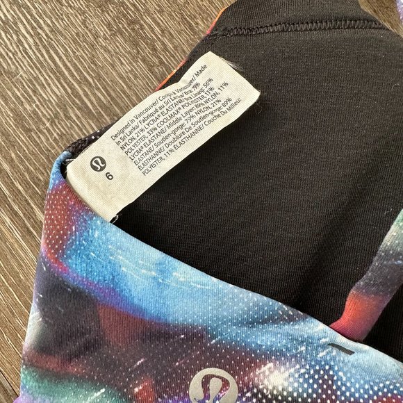 Lululemon x Barry's Multicolor Energy Sports Bra - Picture 3 of 3
